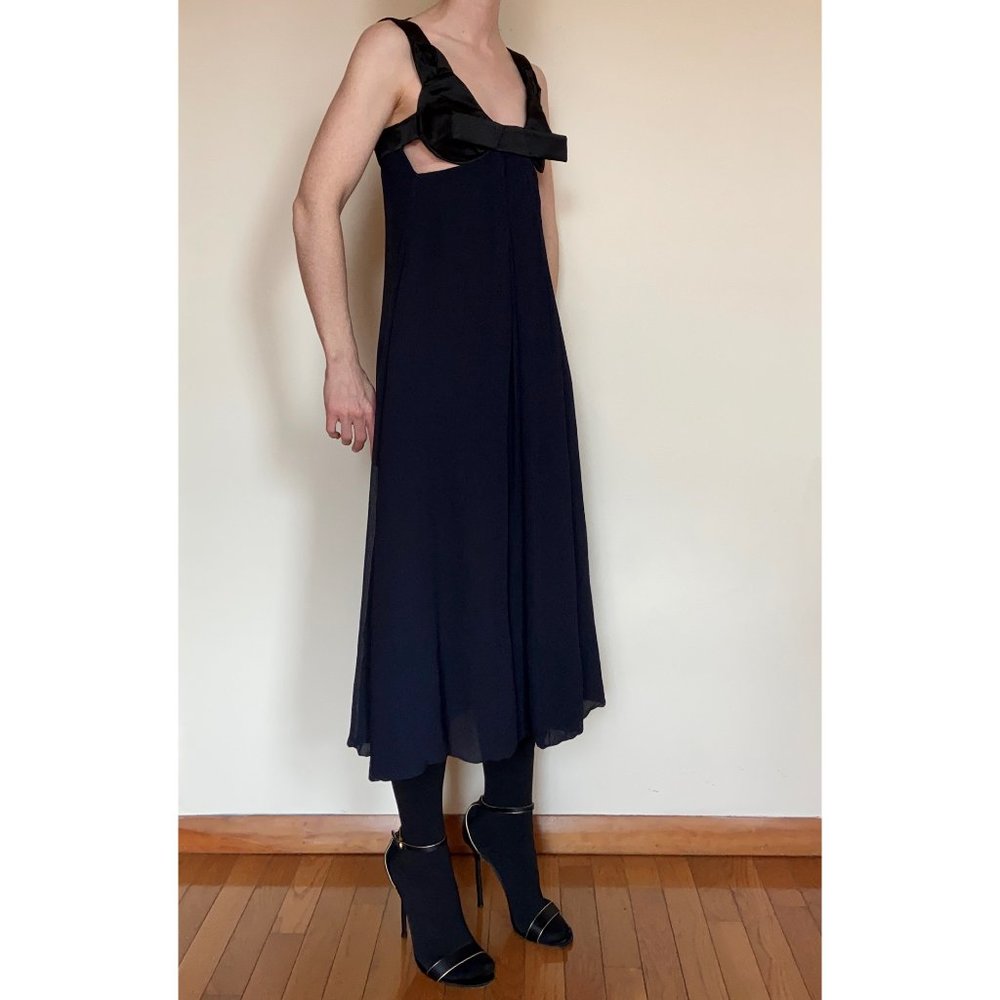 GIVENCHY NAVY CRINKLE CHIFFON BLACK SILK EMPIRE WAIST GOWN XS - Picture 1 of 9